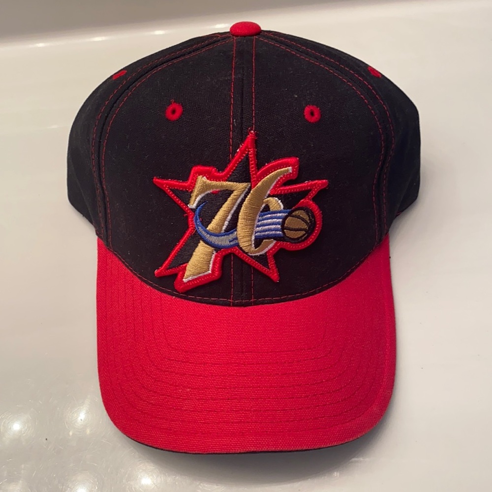 Philadelphia 76ers hat